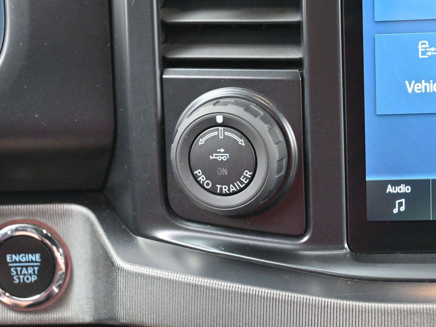 Used 2023 Ford F350 Platinum image 21