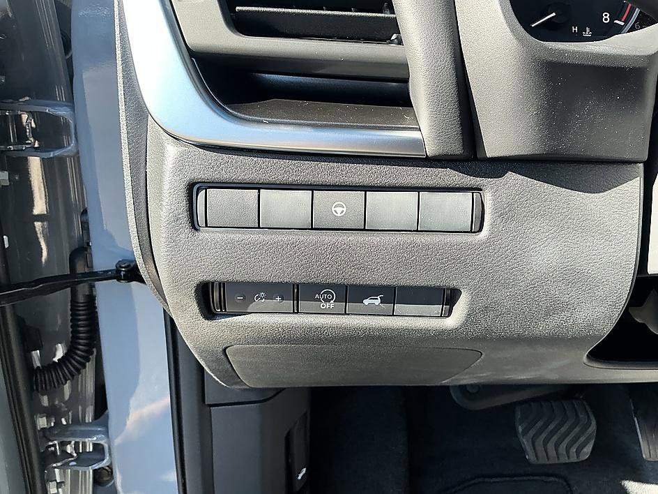 New 2026 Nissan Rogue Dark Armor image 9