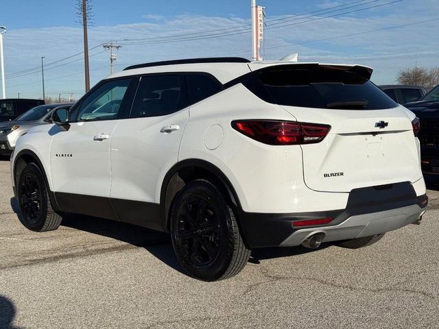Used 2023 Chevrolet Blazer LT w/ Midnight/Sport Edition image 3