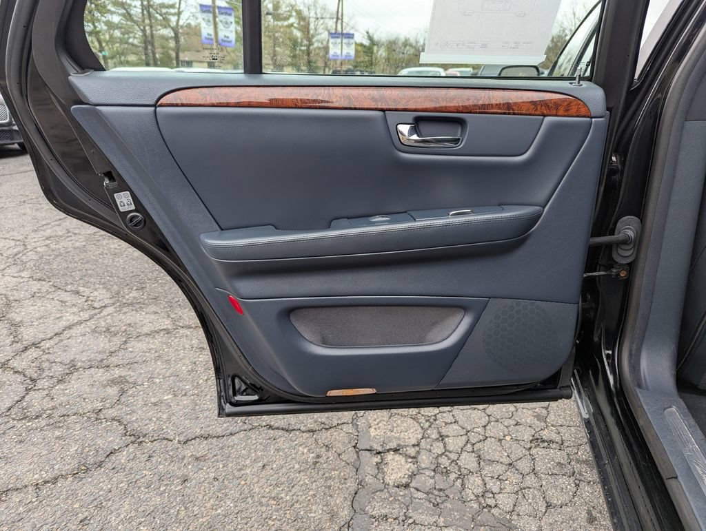 Used 2007 Cadillac DTS FWD image 39