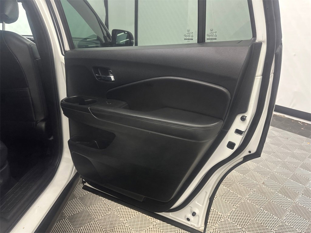 Used 2022 Honda Pilot Sport image 17