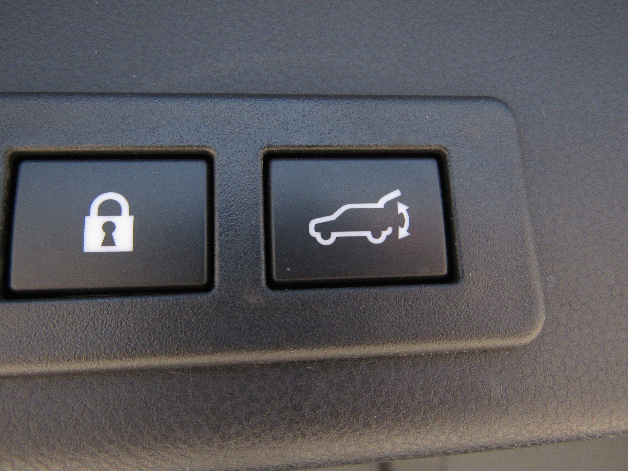 Used 2023 Subaru Ascent Touring image 15