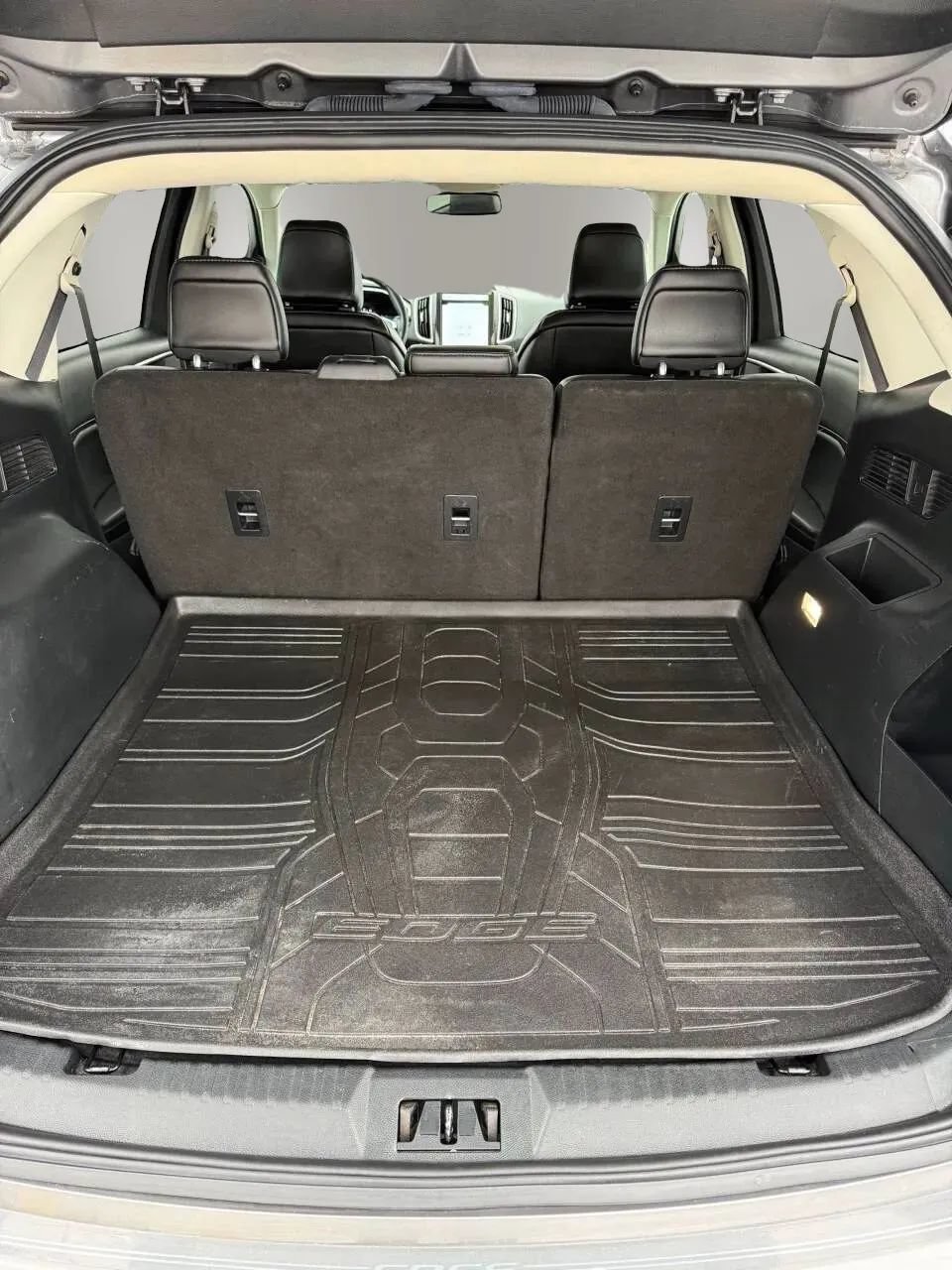 Used 2021 Ford Edge SEL w/ Cargo Accessory Package AWD/4WD image 13