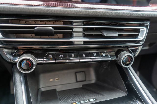 Used 2024 Chevrolet Traverse RS w/ LPO, Floor Liner Package image 32