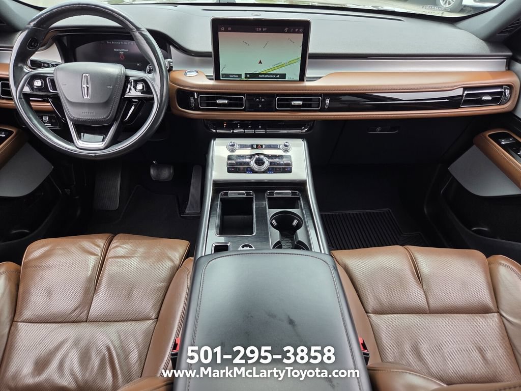 Used 2022 Lincoln Aviator Reserve w/ Equipment Group 201A AWD/4WD image 12