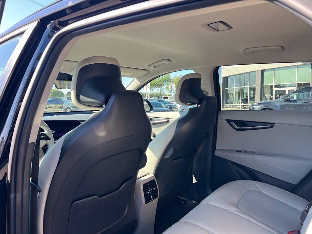 Certified 2023 Kia Niro Wind w/ Wind Preserve Package FWD image 13
