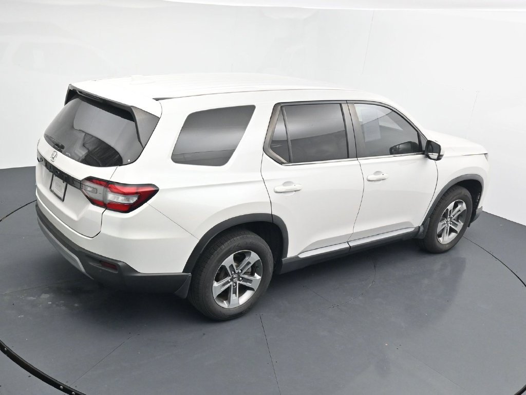 Used 2023 Honda Pilot EX-L image 16
