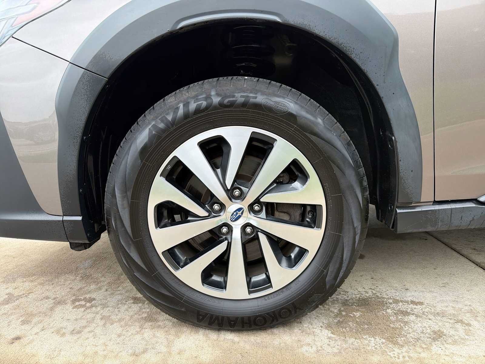Certified 2024 Subaru Outback Premium AWD/4WD image 10