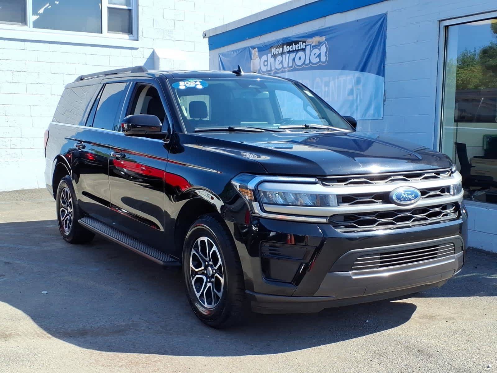 Used 2024 Ford Expedition Max XLT AWD/4WD image 1