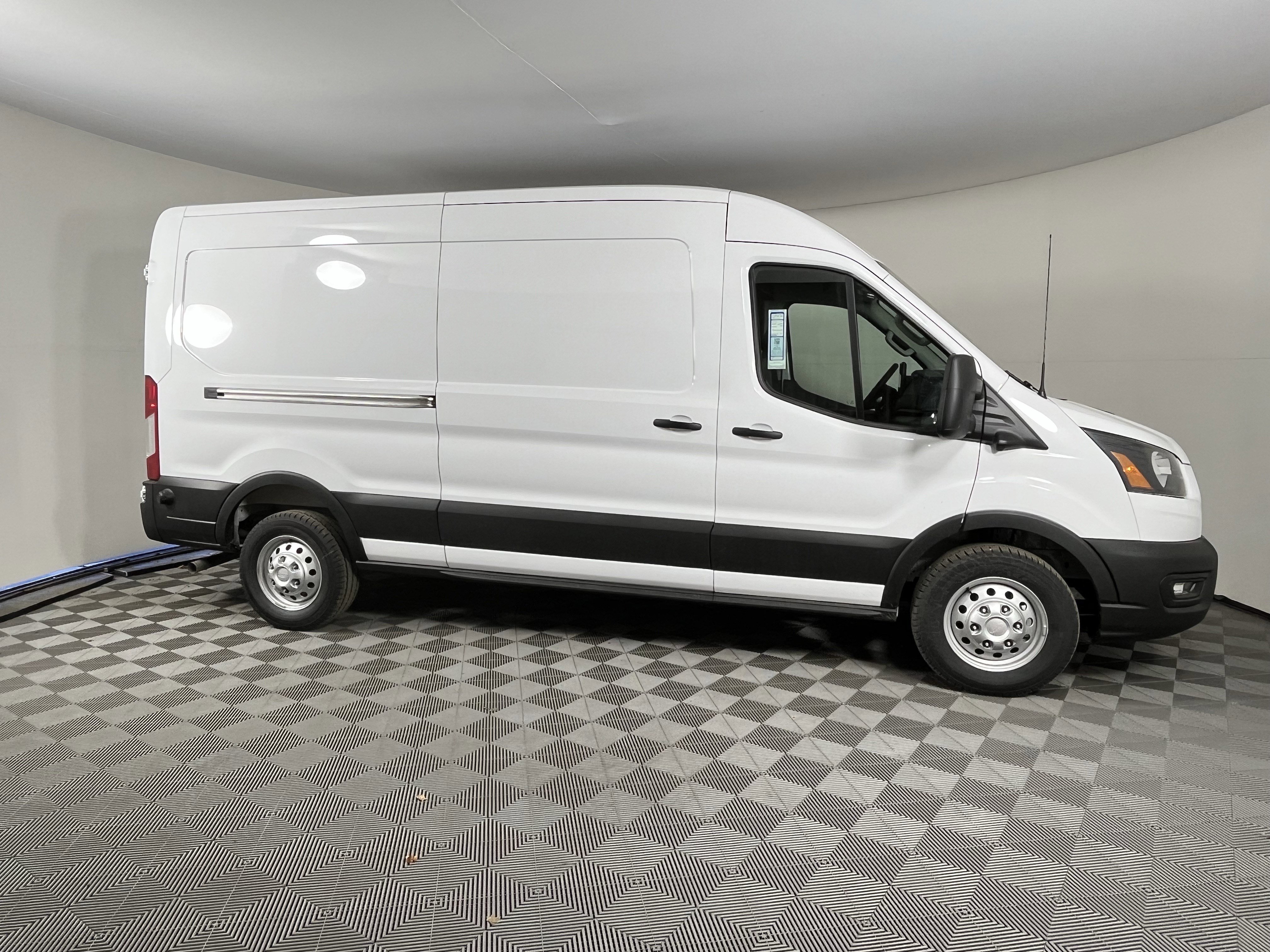 New 2025 Ford Transit 250 148 Medium Roof Extended AWD w/ Load Area Protection Package image 7