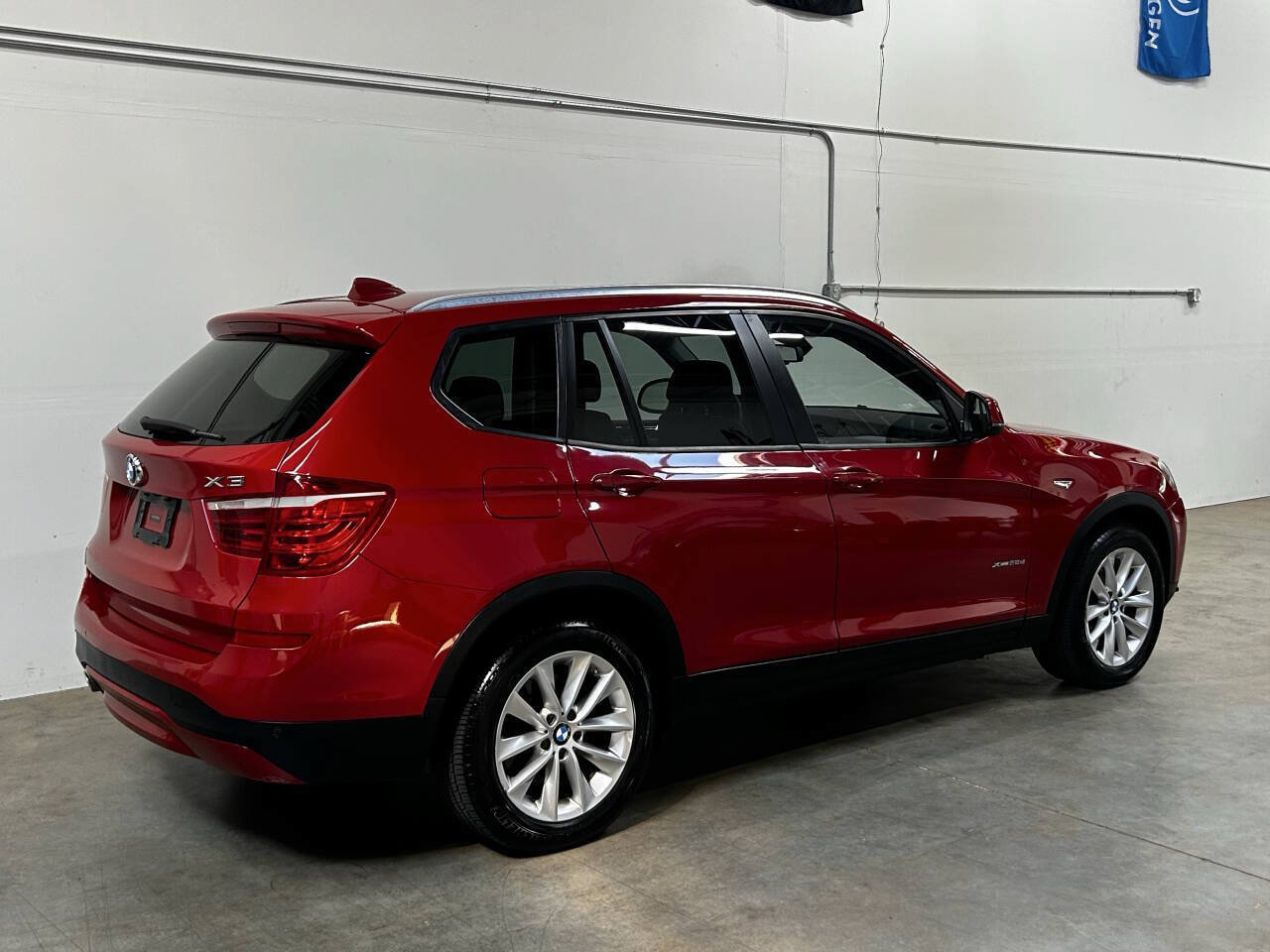 Used 2015 BMW X3 xDrive28d AWD/4WD image 4