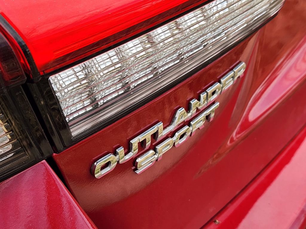 Used 2021 Mitsubishi Outlander Sport SE image 15