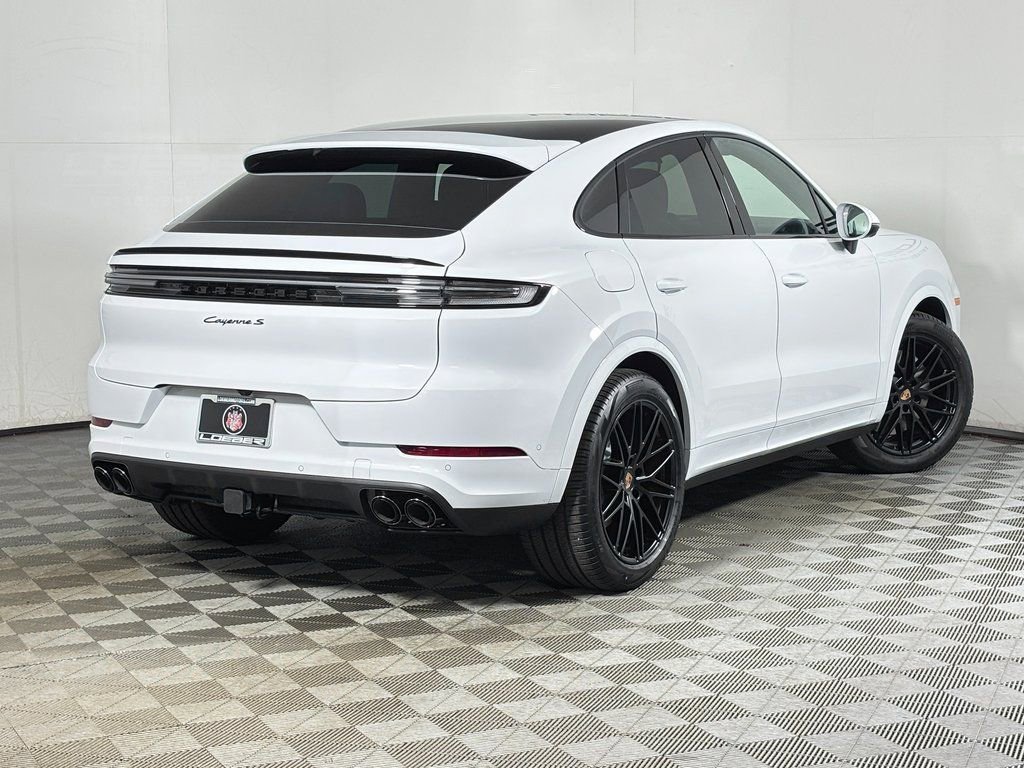 Certified 2026 Porsche Cayenne S AWD/4WD image 7