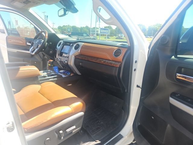 Used 2018 Toyota Tundra 1794 Edition AWD/4WD image 15