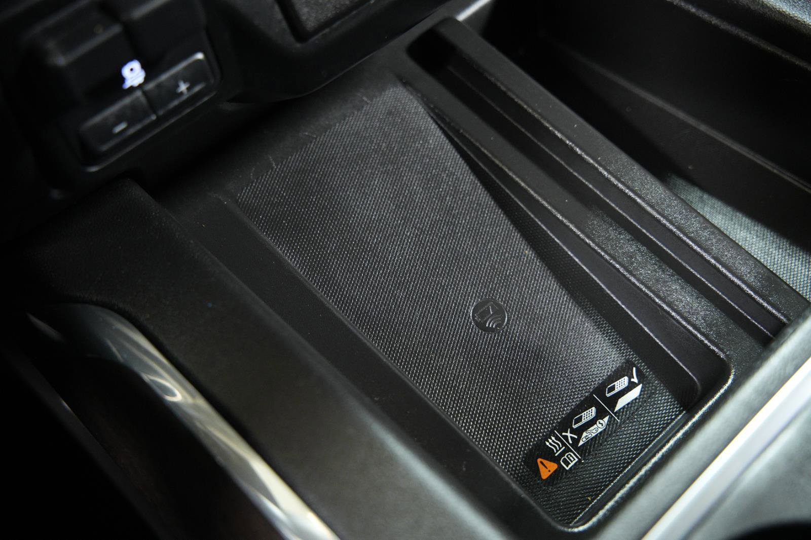 Used 2023 GMC Sierra 2500 Denali w/ Denali Black Diamond Edition image 41