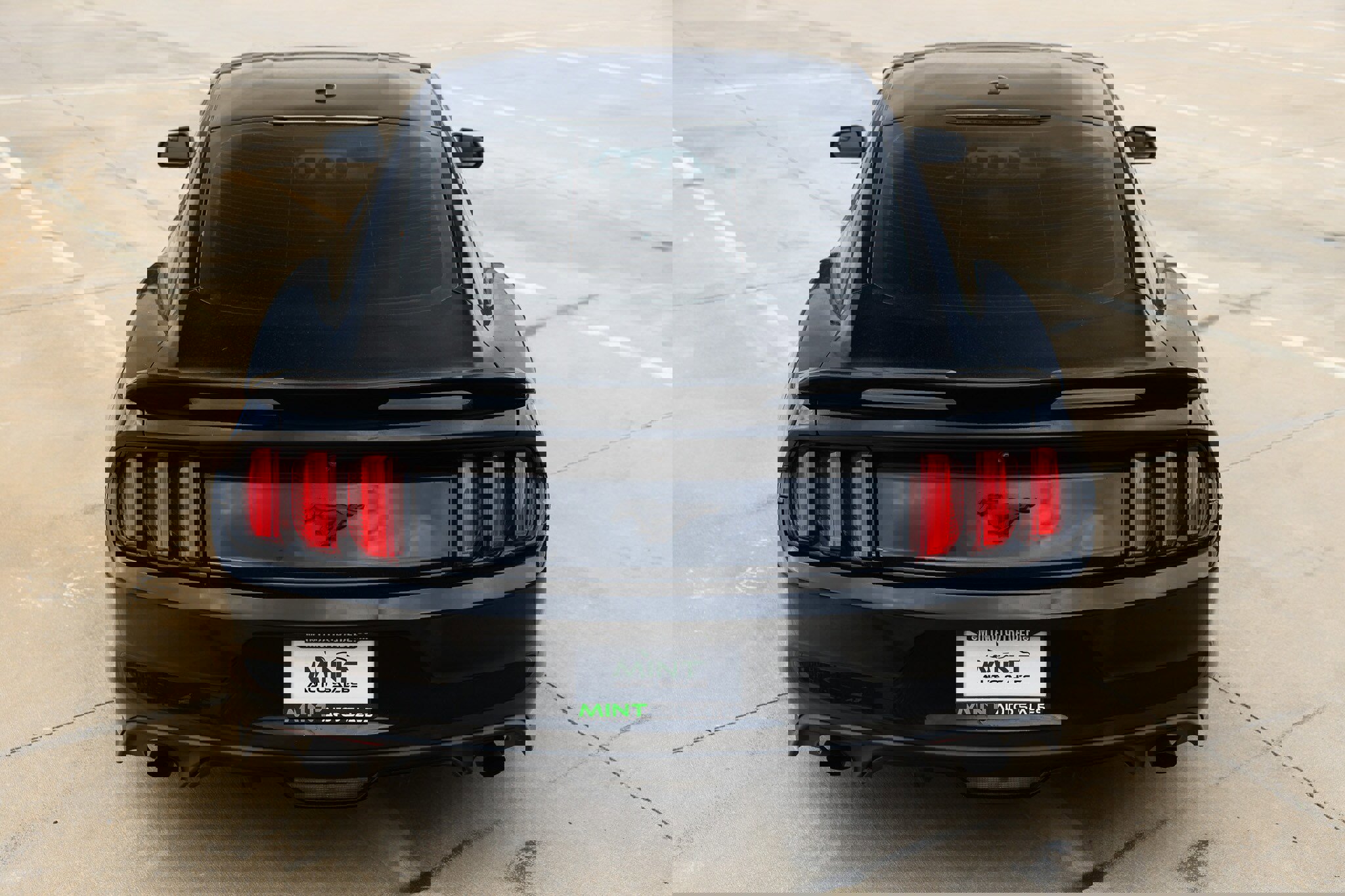 Used 2017 Ford Mustang Premium image 13