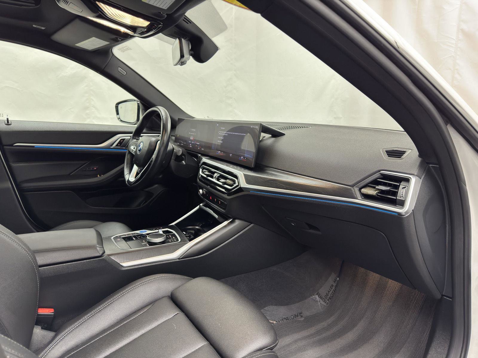Used 2023 BMW i4 eDrive35 w/ Premium Package image 39