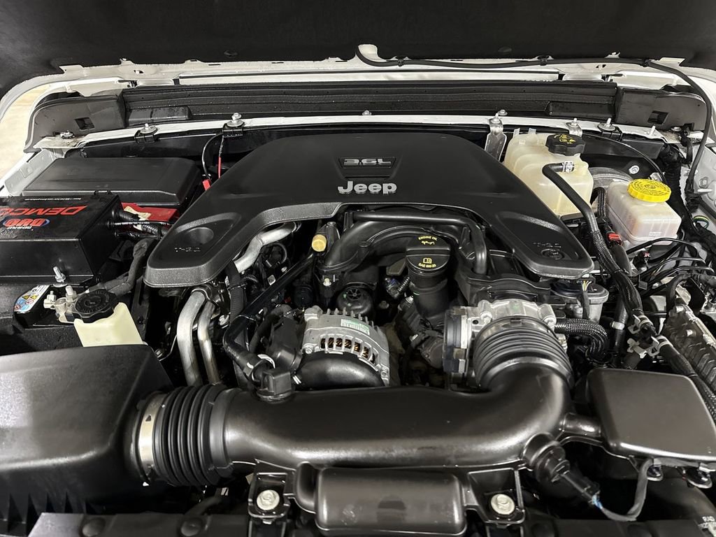 Used 2021 Jeep Wrangler Sport image 24