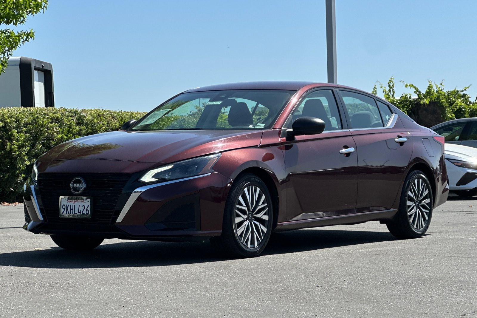 Certified 2024 Nissan Altima 2.5 SV FWD image 8