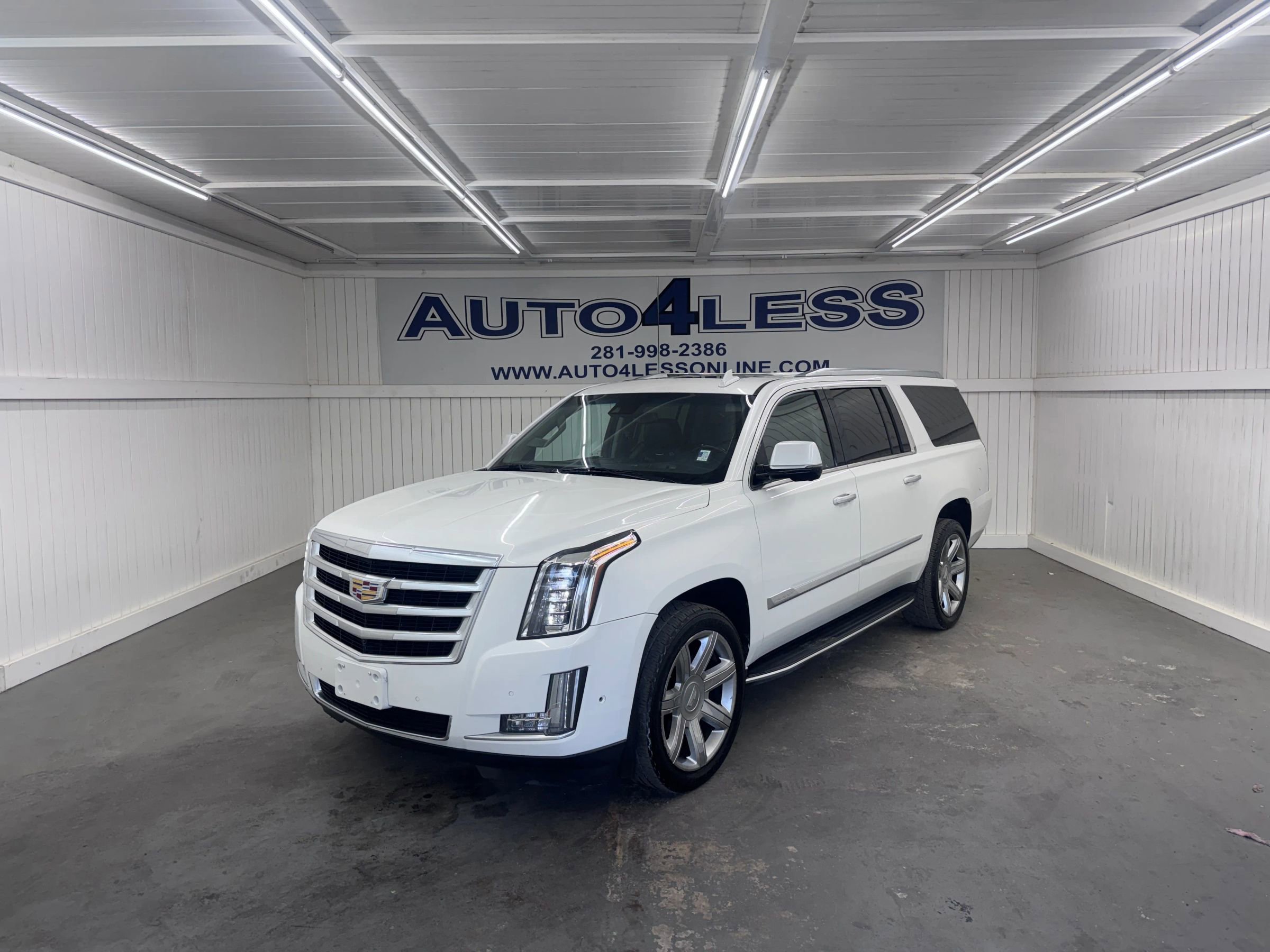 Used 2018 Cadillac Escalade ESV Luxury