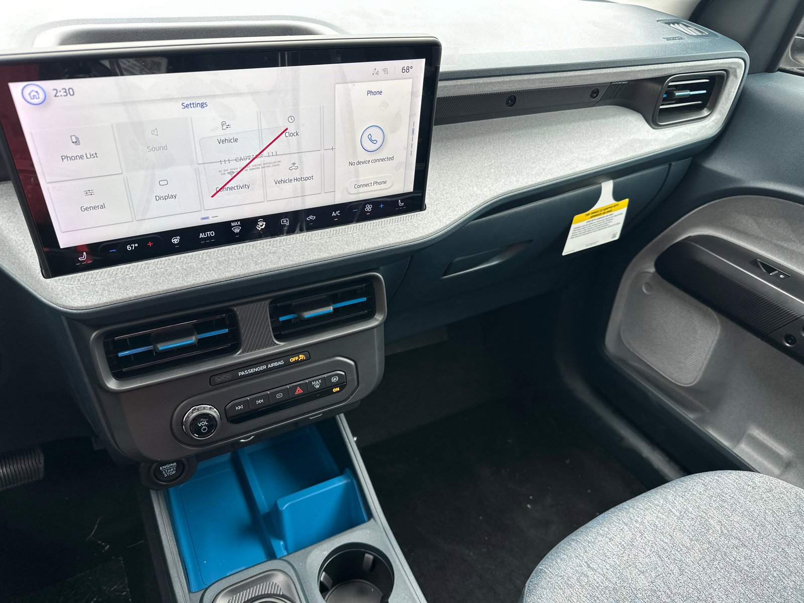 New 2025 Ford Maverick XLT w/ XLT Luxury Package image 25