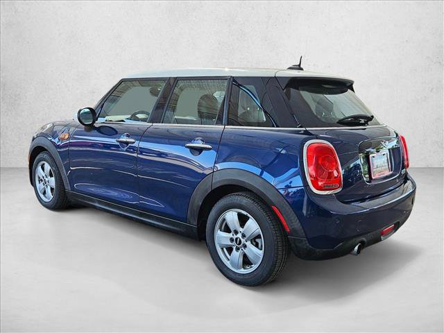 Used 2018 MINI Cooper 4-Door Hardtop FWD image 8