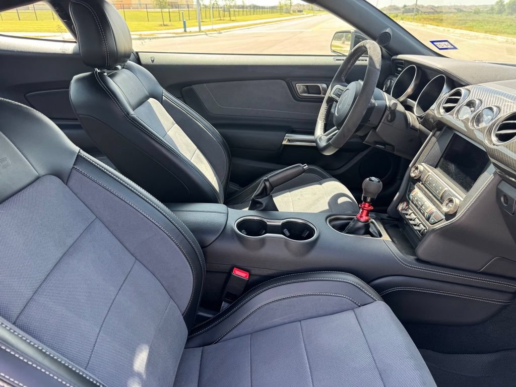 Used 2020 Ford Mustang Shelby GT350 w/ Technology Package RWD image 32