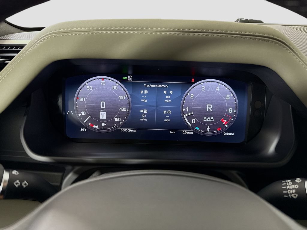 New 2026 Land Rover Defender 110 S AWD/4WD image 33