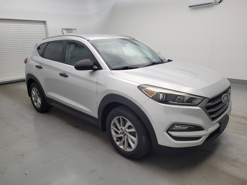 Used 2016 Hyundai Tucson SE w/ Option Group 02 FWD image 11