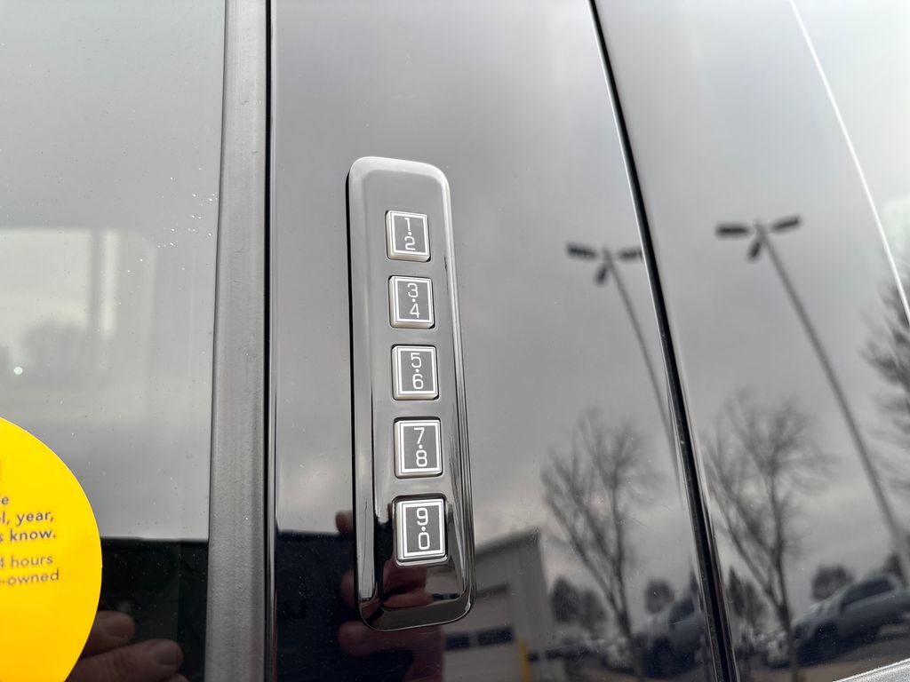 Used 2022 Ford F150 XLT w/ Equipment Group 302A High image 15