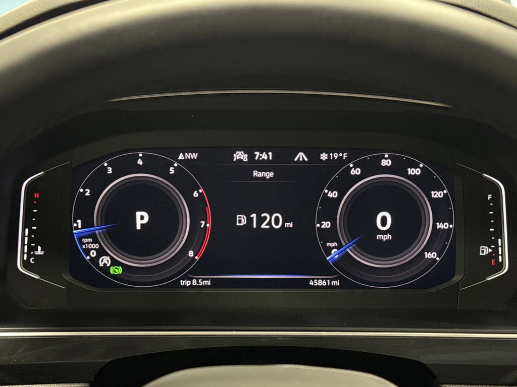 Used 2022 Volkswagen Tiguan SEL R-Line image 18