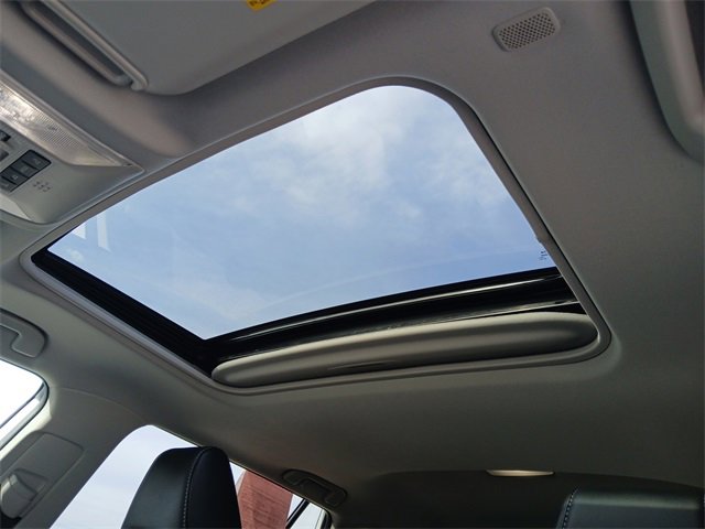 Used 2025 Toyota RAV4 XLE Premium image 34