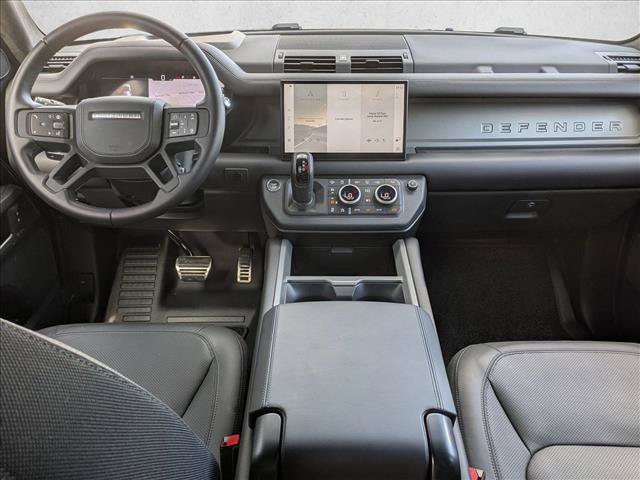 Certified 2025 Land Rover Defender 110 V8 AWD/4WD image 19