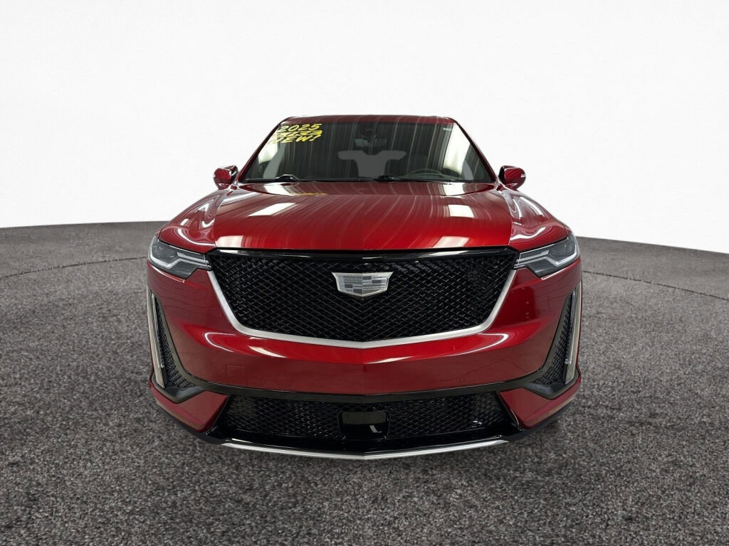 Certified 2025 Cadillac XT6 Sport w/ Technology Package image 6