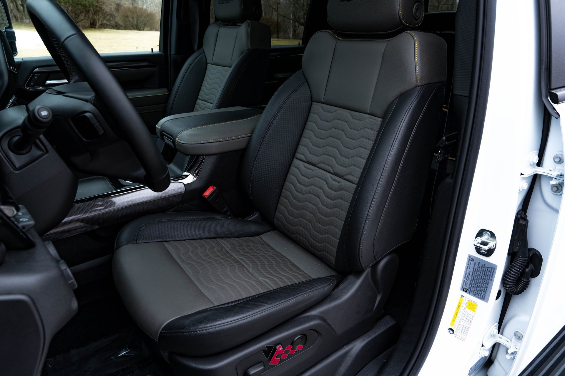 Used 2024 Chevrolet Silverado 2500 ZR2 w/ ZR2 Bison Edition image 36