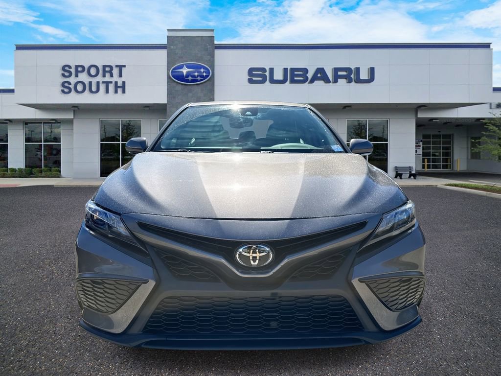 Used 2024 Toyota Camry SE image 9
