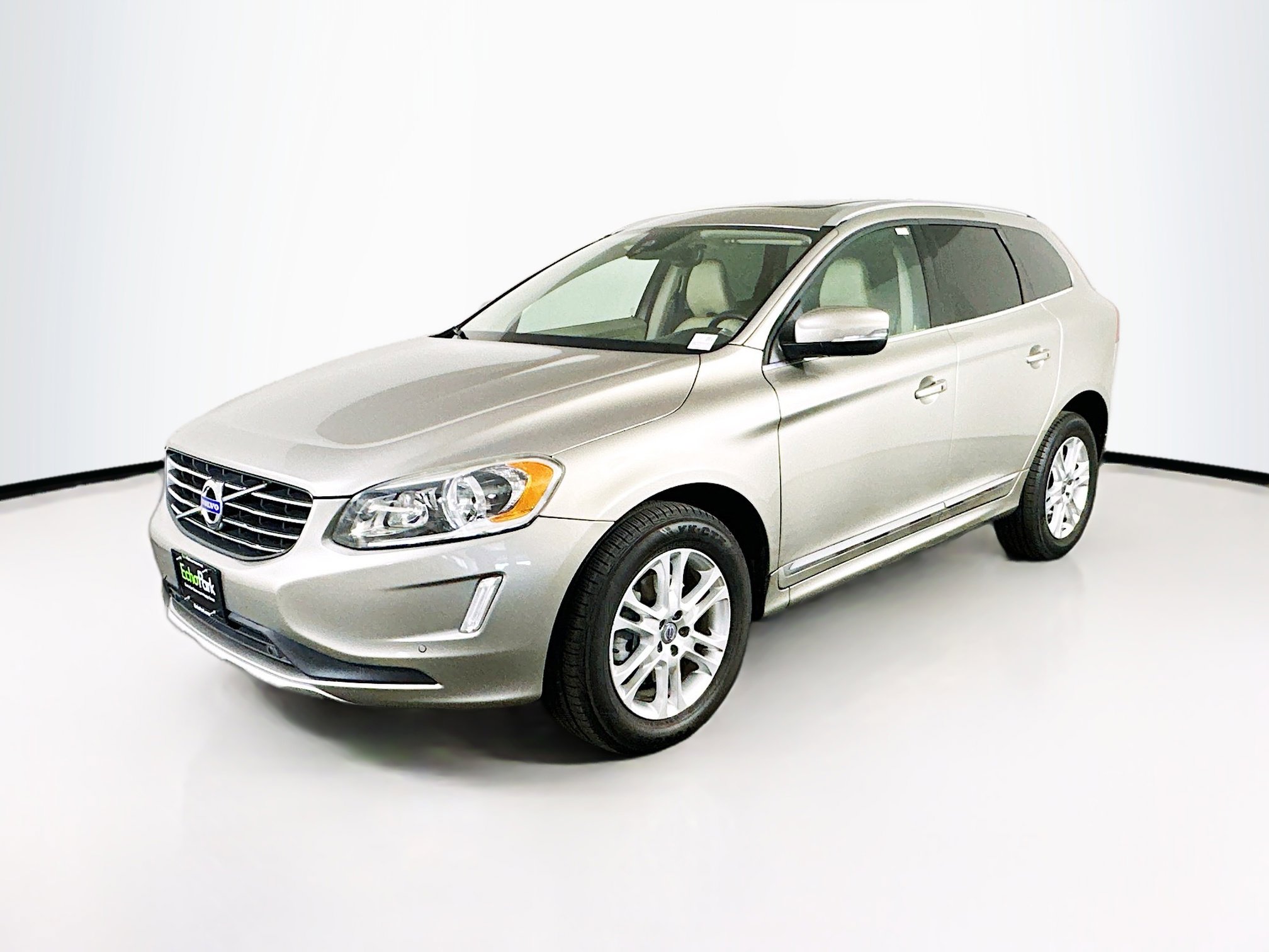 Used 2015 Volvo XC60 T5 Premier image 3