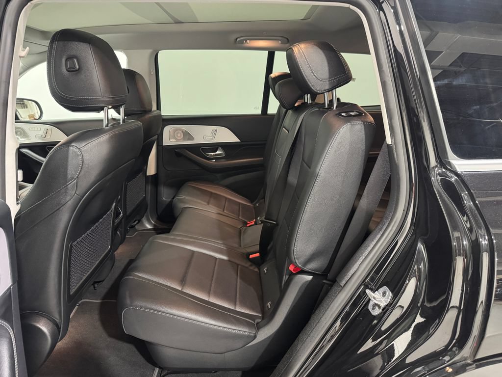 Used 2026 Mercedes-Benz GLS 450 4MATIC image 19