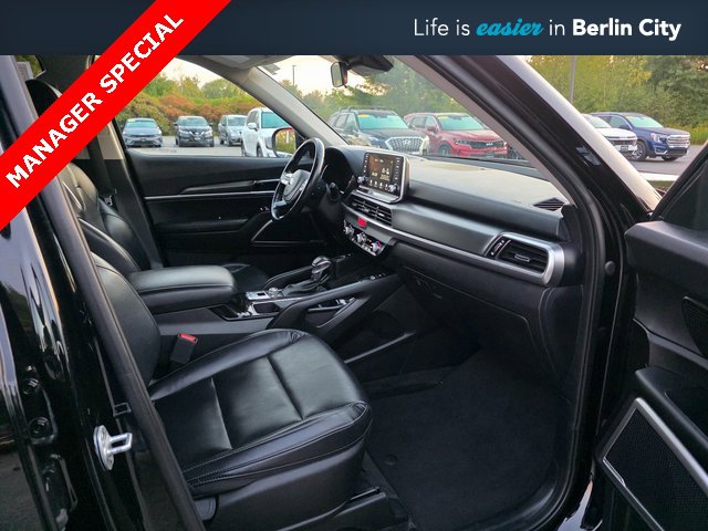 Used 2020 Kia Telluride S image 11