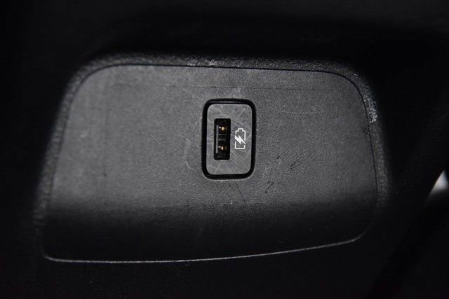 Certified 2025 Nissan Sentra SV image 22