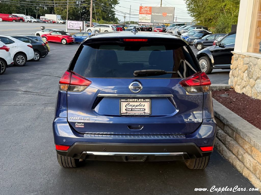 Used 2019 Nissan Rogue SL w/ Premium Package image 12