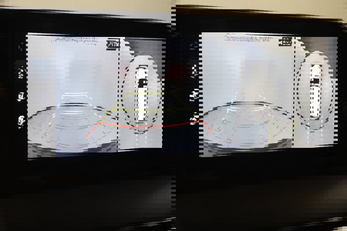 Used 2024 Hyundai Palisade Calligraphy image 10