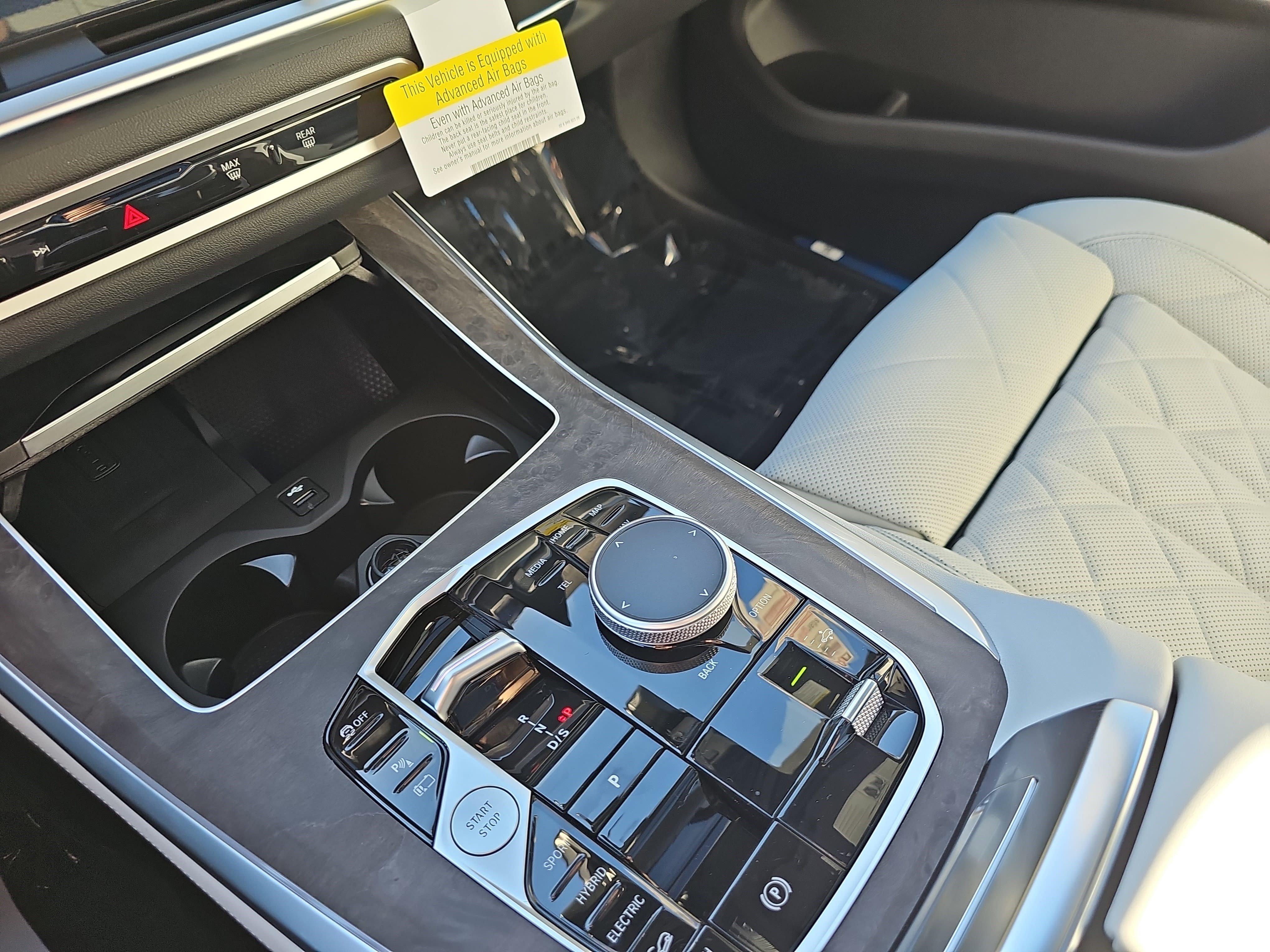 New 2026 BMW X5 xDrive50e w/ Climate Comfort Package image 27