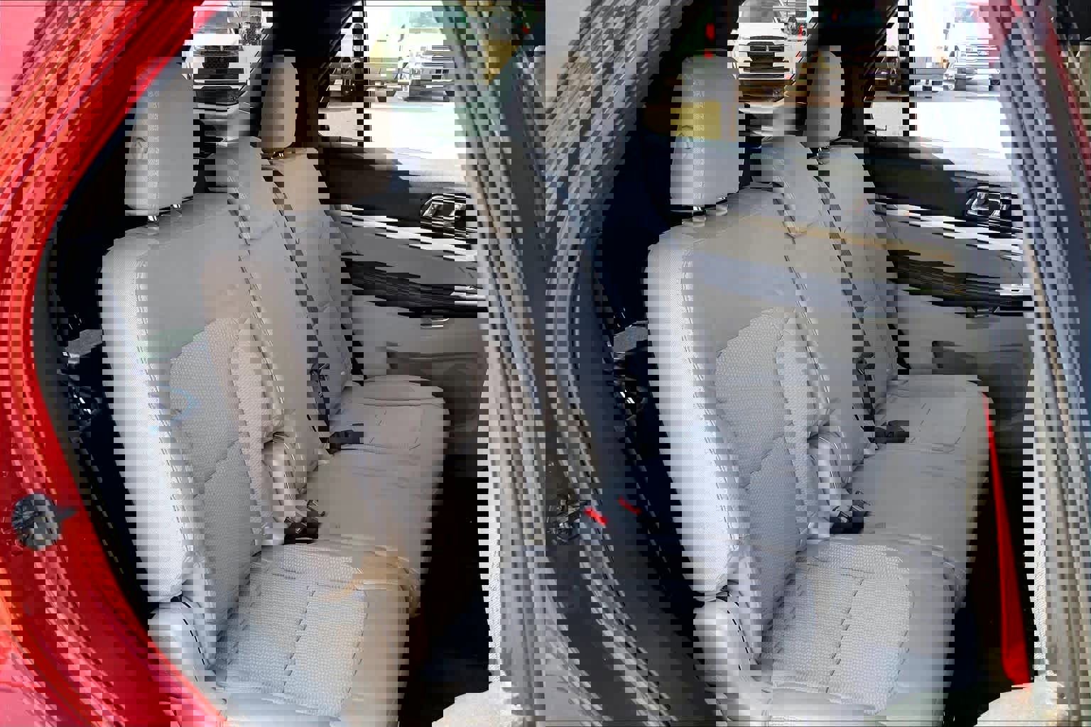 Used 2019 Ford Explorer XLT w/ Equipment Group 201A image 20