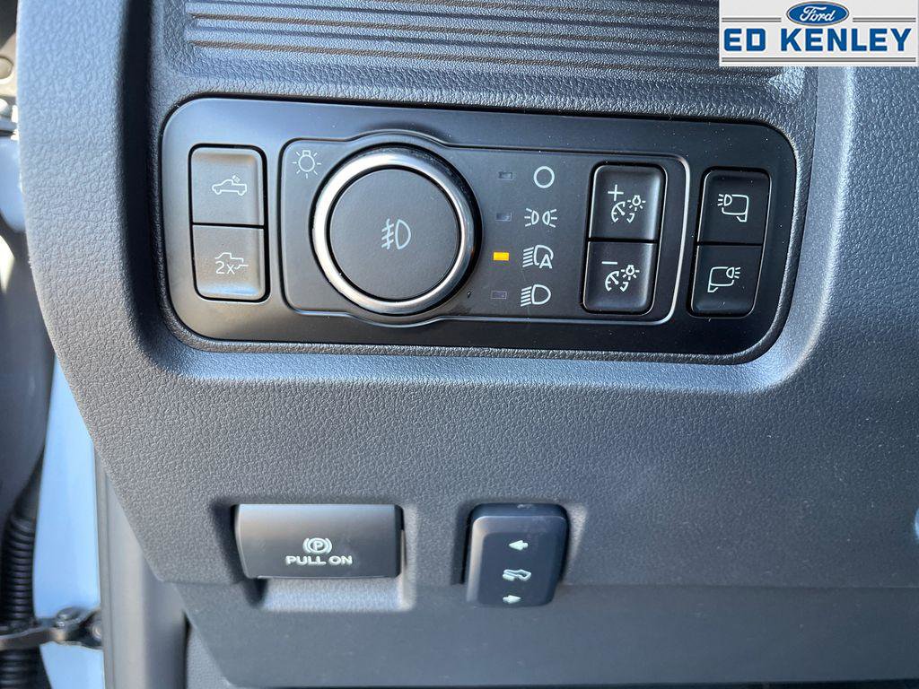 New 2026 Ford F350 Lariat image 24