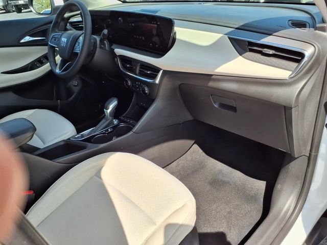 Certified 2025 Buick Encore GX Preferred w/ Advanced Technology Package image 24