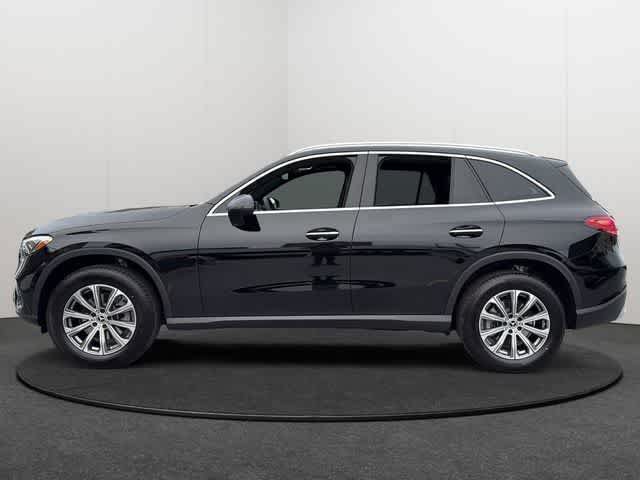 Certified 2026 Mercedes-Benz GLC 300 4MATIC image 3