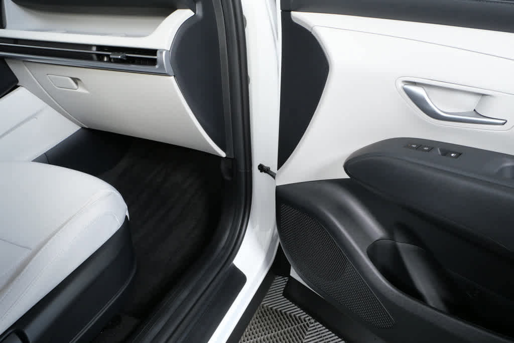 New 2026 Hyundai Tucson SE image 21