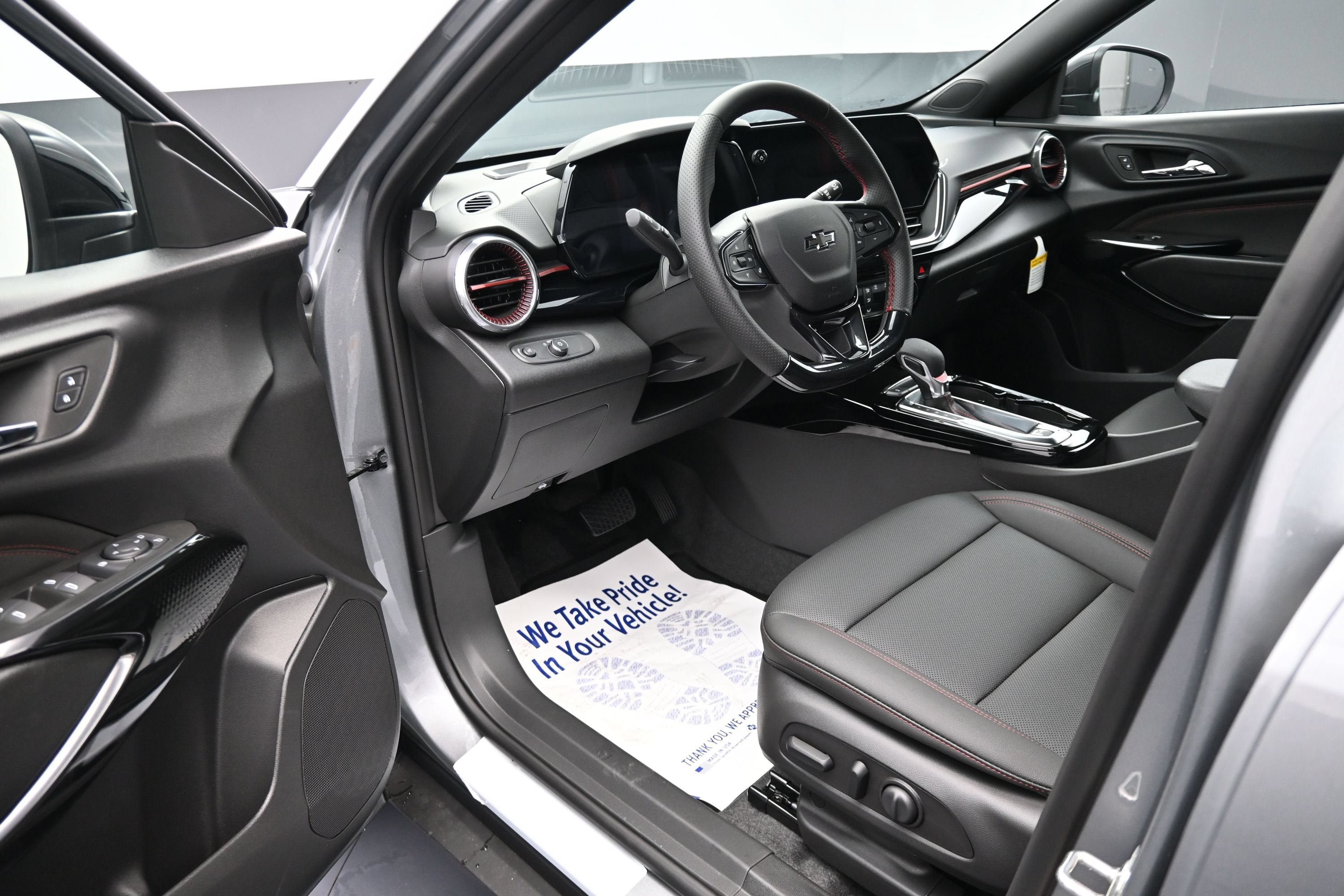 New 2026 Chevrolet Trax RS w/ Driver Confidence Package FWD image 10