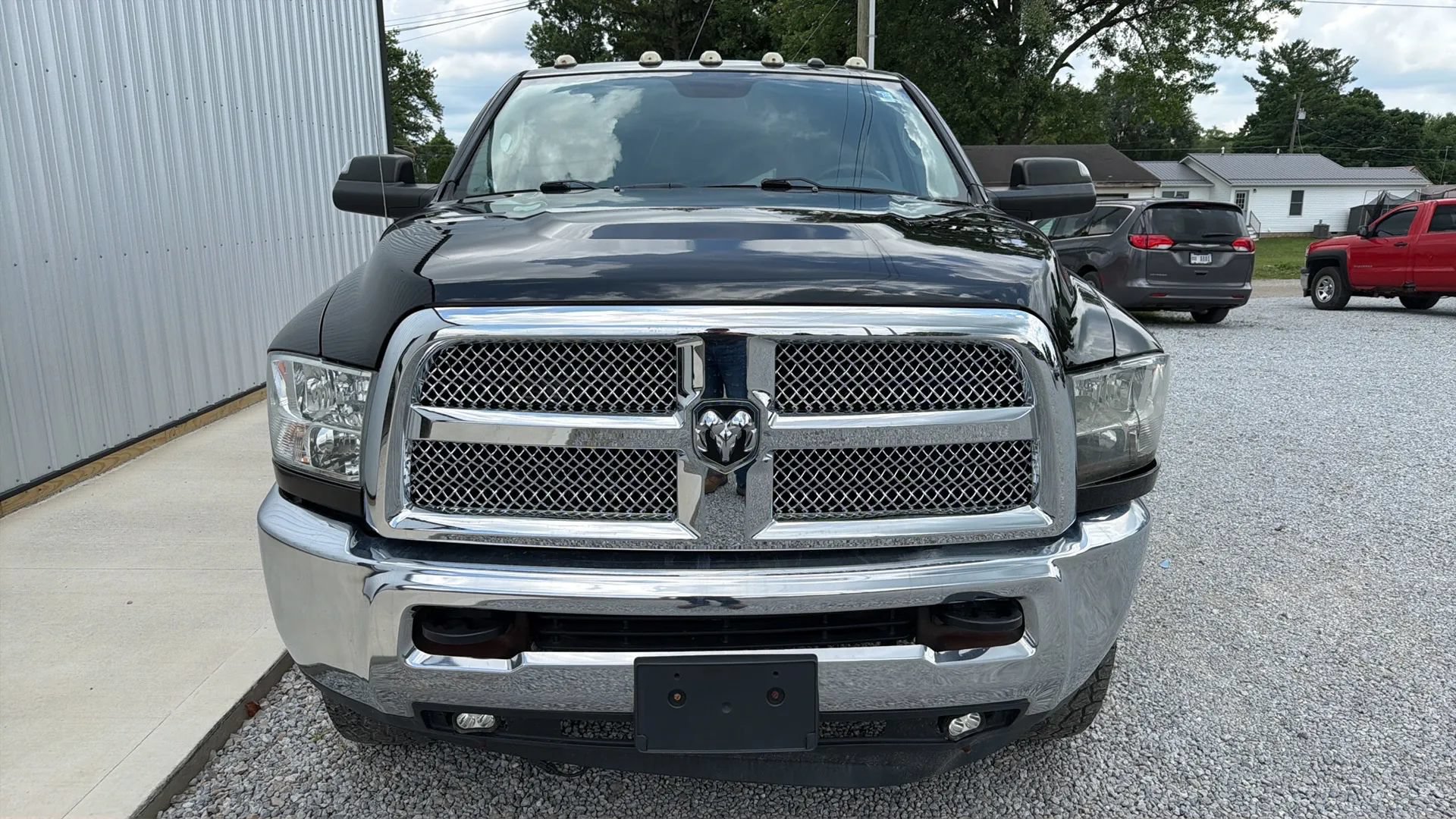 Used 2018 RAM 2500 Tradesman w/ Chrome Appearance Group AWD/4WD image 9